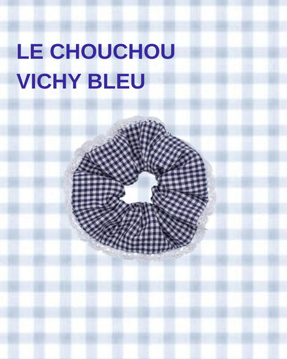 Chouchou vichy bleu à dentelle